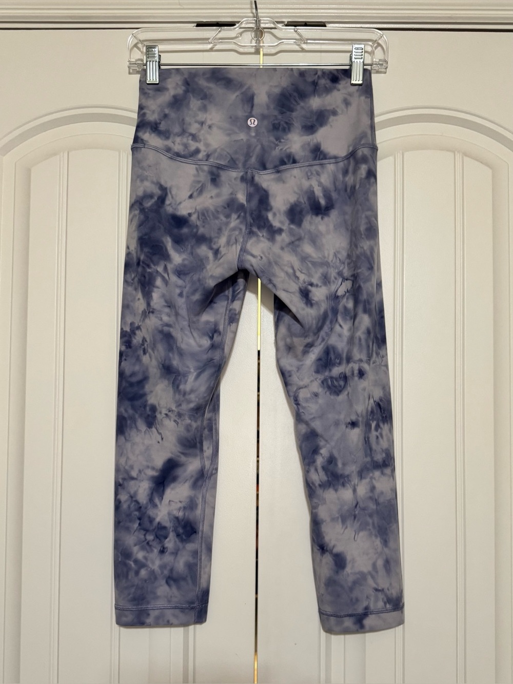 Lululemon Align Crop 21" in Diamond Dye
Diamond Dye Iced Iris Peri Purple Size 6 - Picture 6 of 12